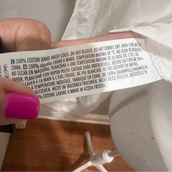 NWT English Factory button down white oversized blouse size small women's - Picture 11 of 11